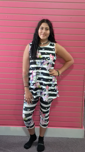 Striped Blossom Capri