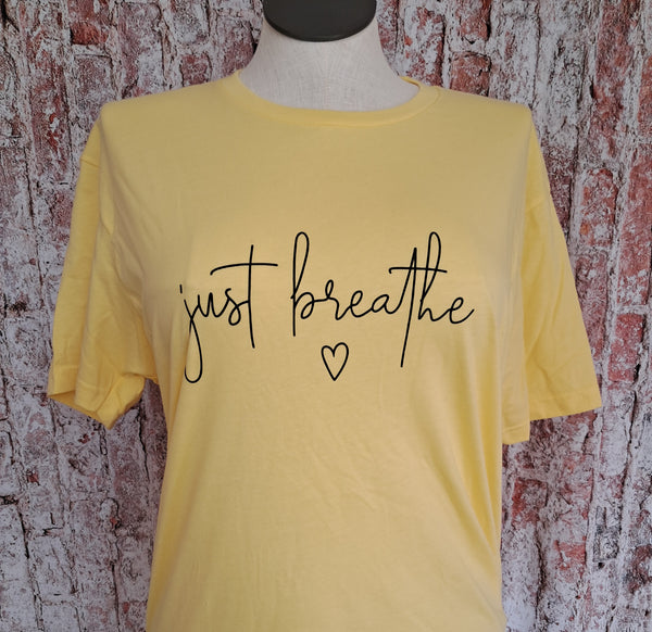 JUST BREATHE GRAPHIC TEE