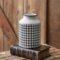 Lattice Pattern Vase