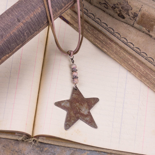 STAR NECKLACE